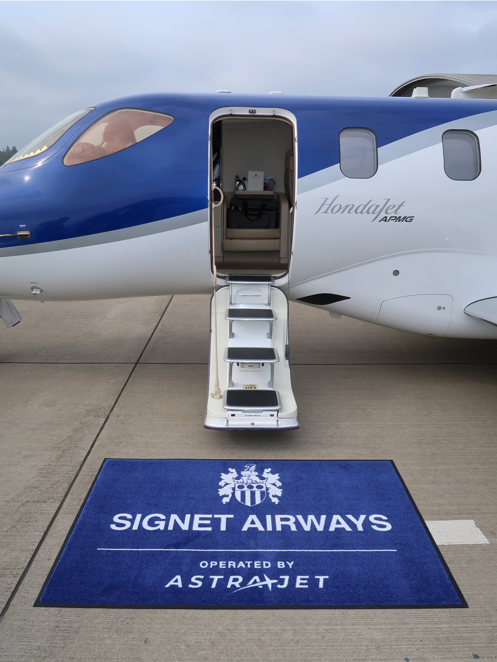 SIGNET AIRWAYS PRIVATE JET GIVEAWAY